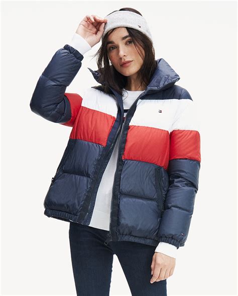 tommy hilfiger abrigo mujer.